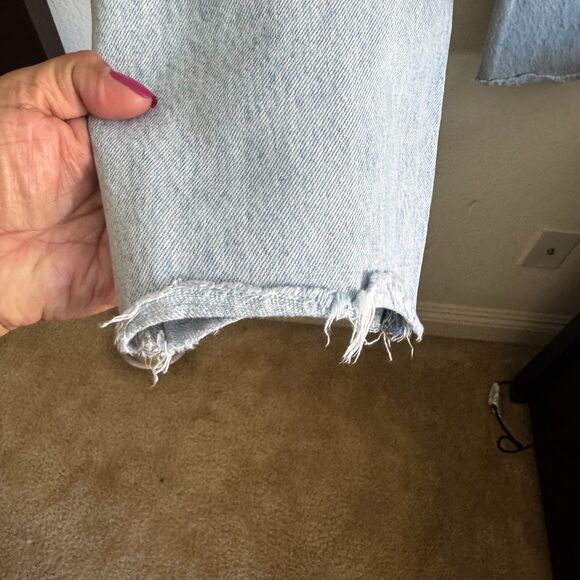 ZARA Light Wash High-Waisted Straight Jeans — Raw Hem, Button Fly (Size 4) - Picture 6 of 6